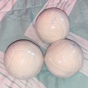 3 volleyball bath bombs